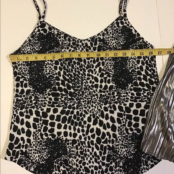 2for 24 cami style tank tops vintage and new leopard and silver pleated size S - Picture 3 of 9